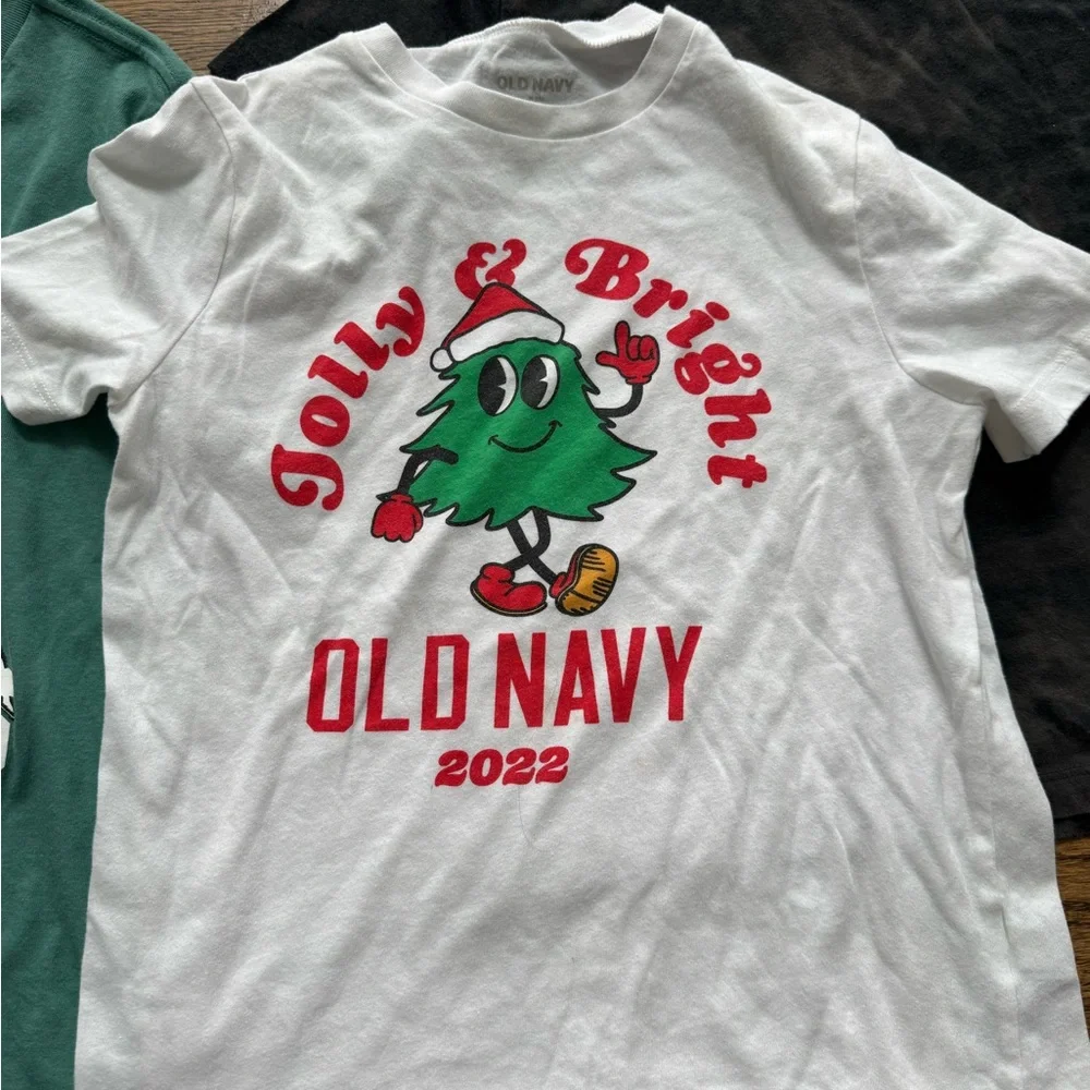 Boys Size 8/Medium Graphic Tee Lot – Bluey, Minions, Dino, Old Navy